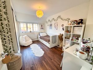 Photo 5- click for photo gallery